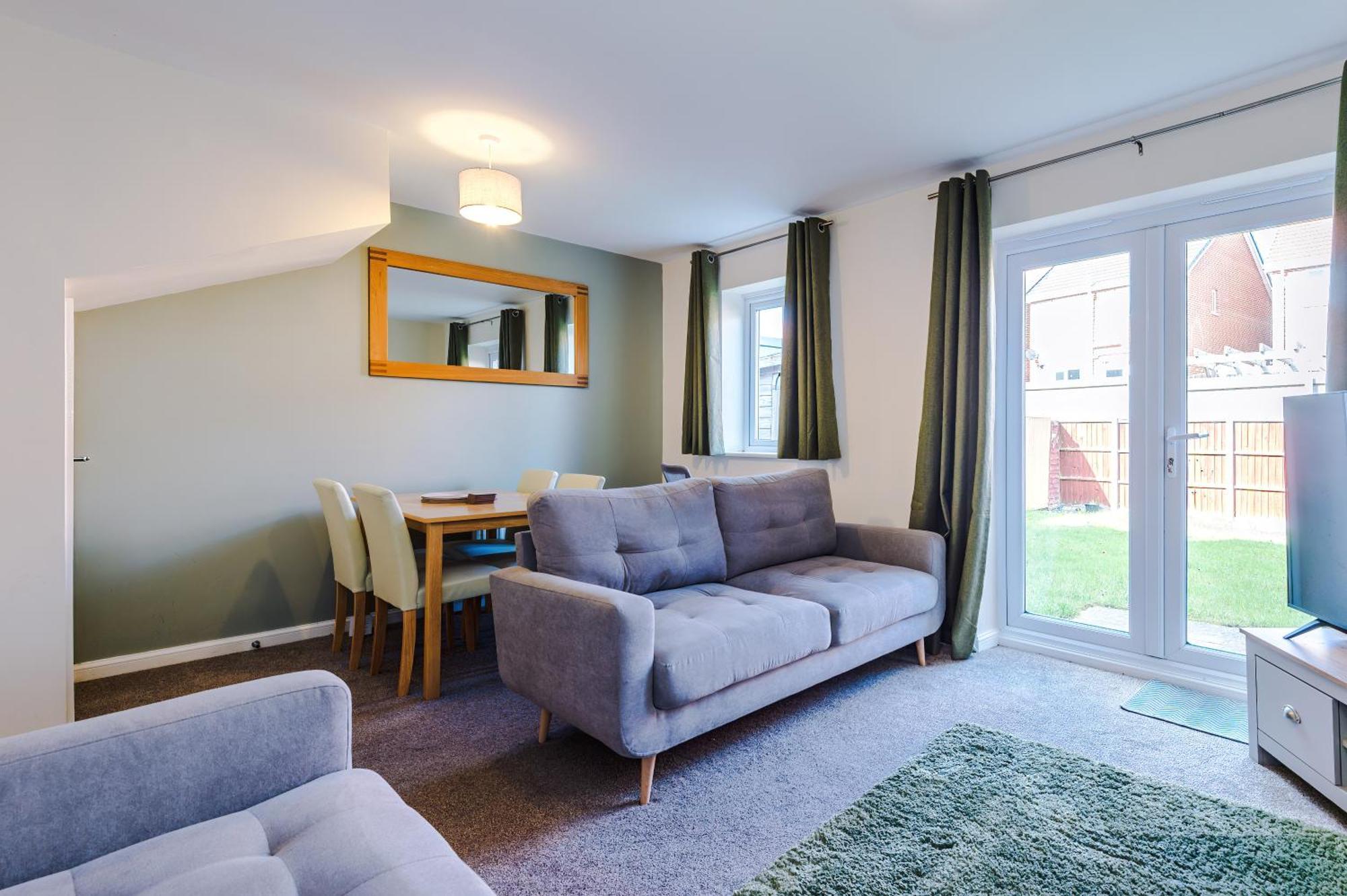Villa Modern Semi Detached In A Quiet Location, Driveway Parking Ewloe Exterior foto