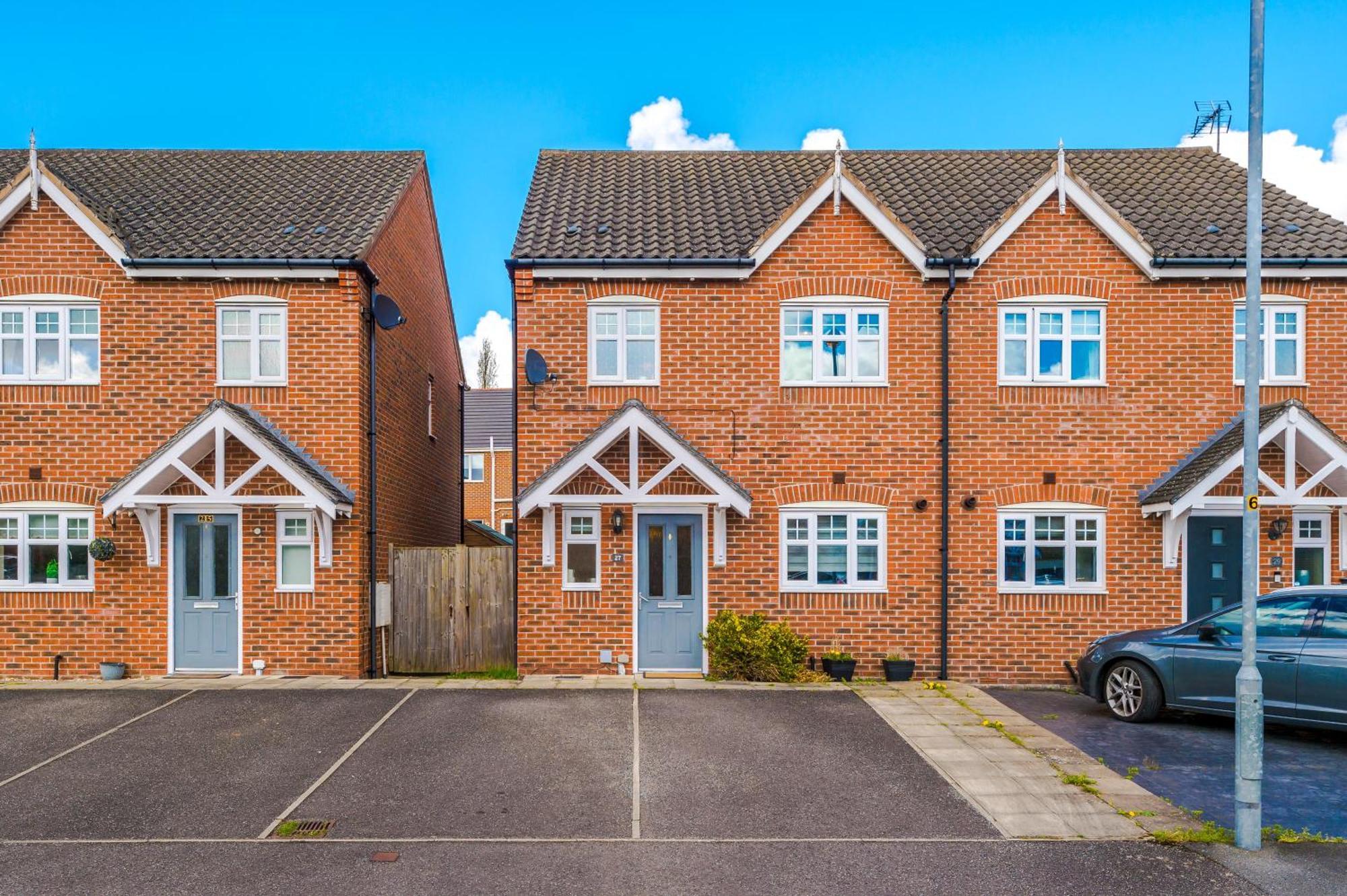 Villa Modern Semi Detached In A Quiet Location, Driveway Parking Ewloe Exterior foto