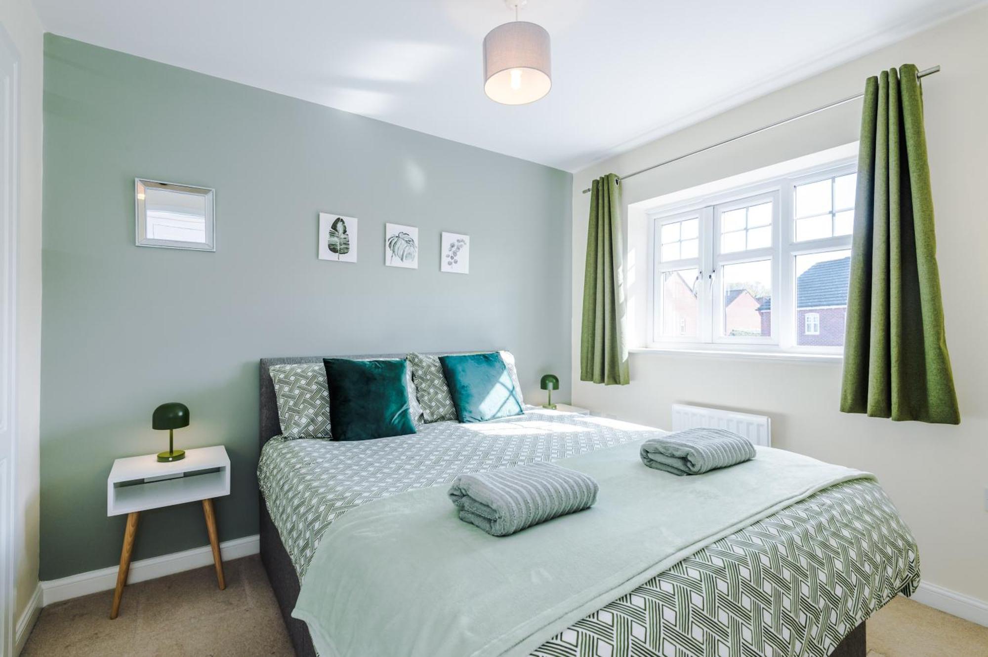 Villa Modern Semi Detached In A Quiet Location, Driveway Parking Ewloe Exterior foto